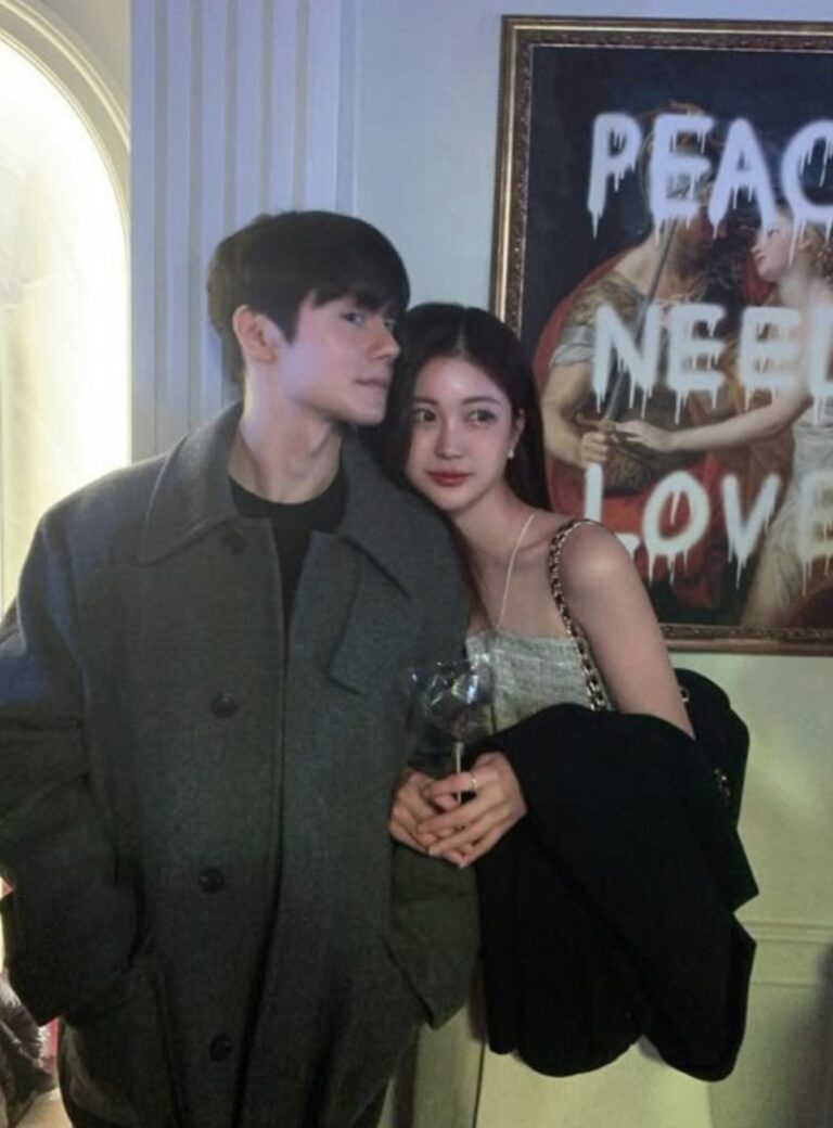 Sau Khi Chia Tay, Tôi Làm Trợ Lý Trong Đoàn Phim Của Bạn Trai Cũ