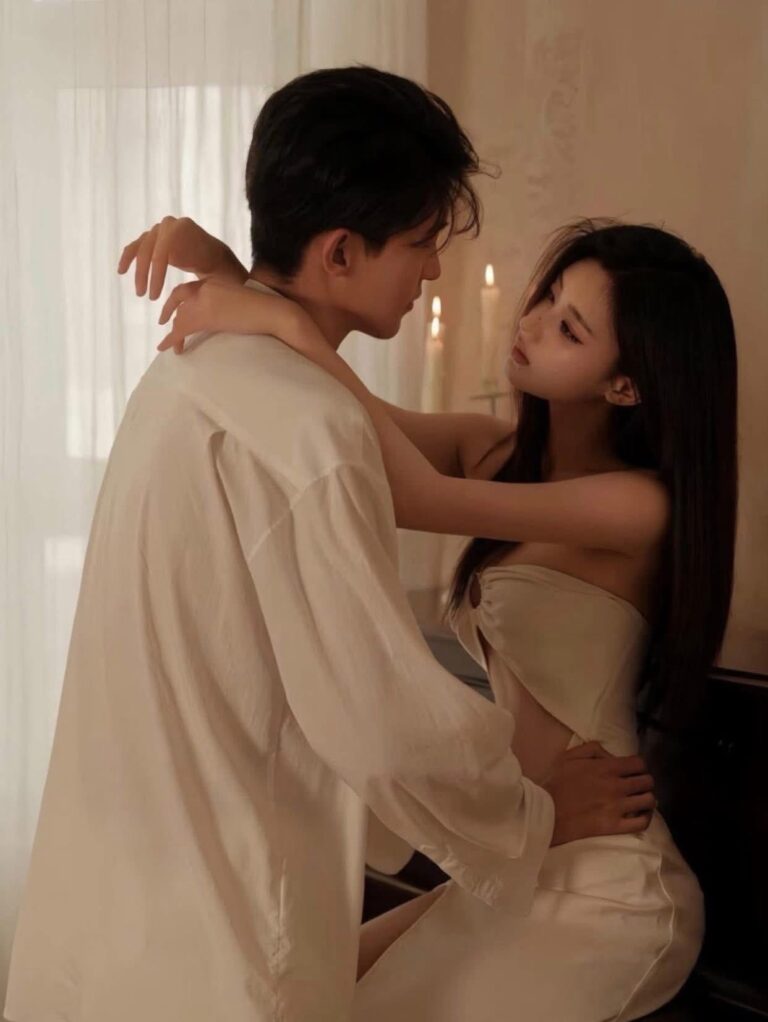 Tới Tháng Đau Bụng, Bà Nội Xúi Tìm Bạn Trai