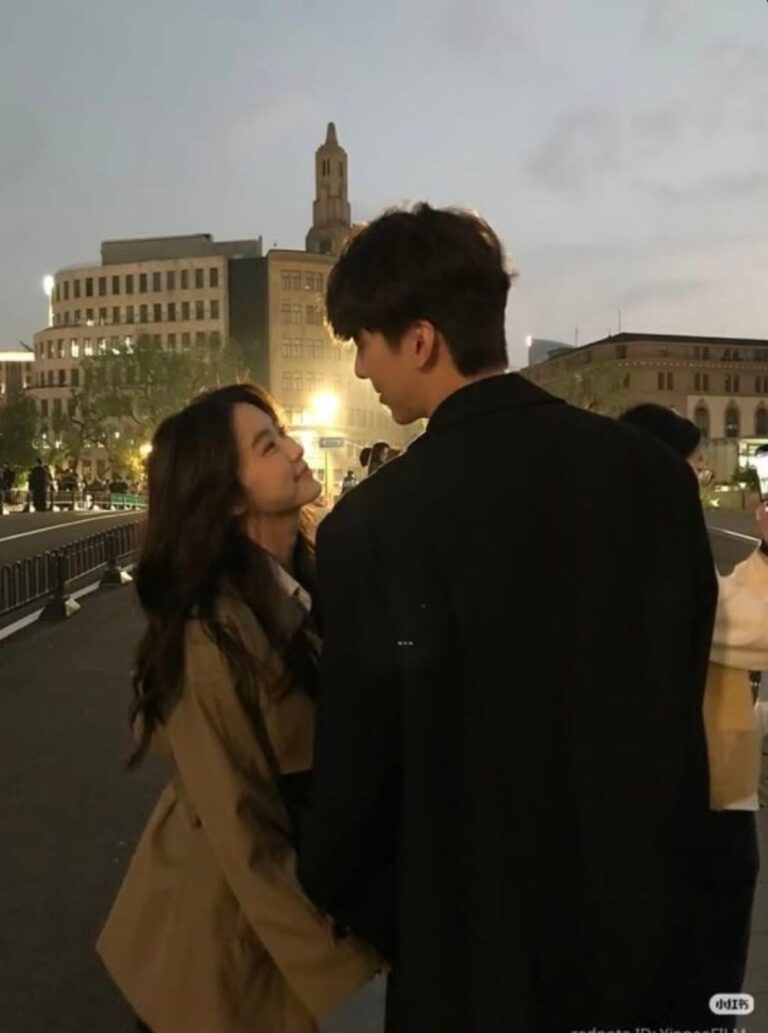 Trọng Sinh Trở Lại Tôi Không Đến Con Hẻm Phía Sau Nữa