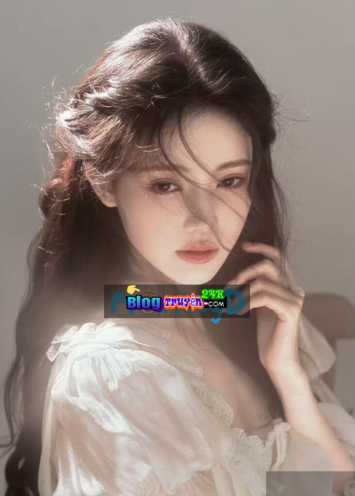 Trong bữa cơm tất niên, chị họ nói trong mắt tôi chỉ có tiền